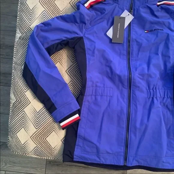Tommy Hilfiger Raincoat - Picture 5 of 13